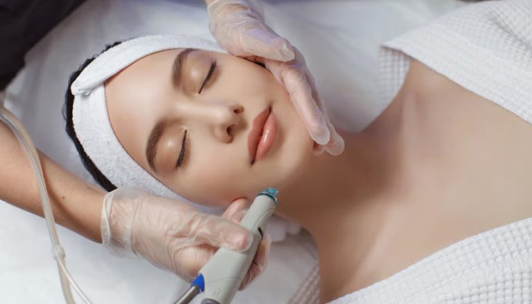 Hydrafacial Treatment In Mumbai: Price, Procedure, & Benefits